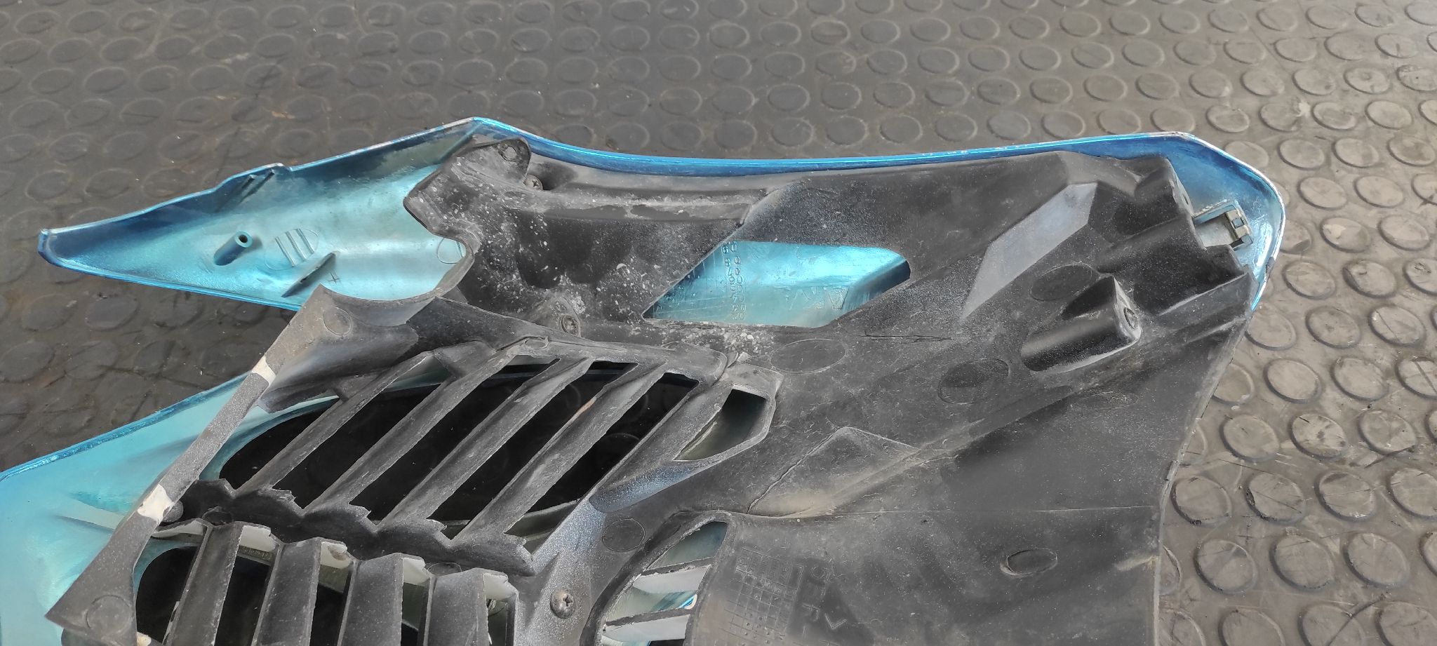 PANEL FRONTAL YAMAHA AEROX 50 - vista 7