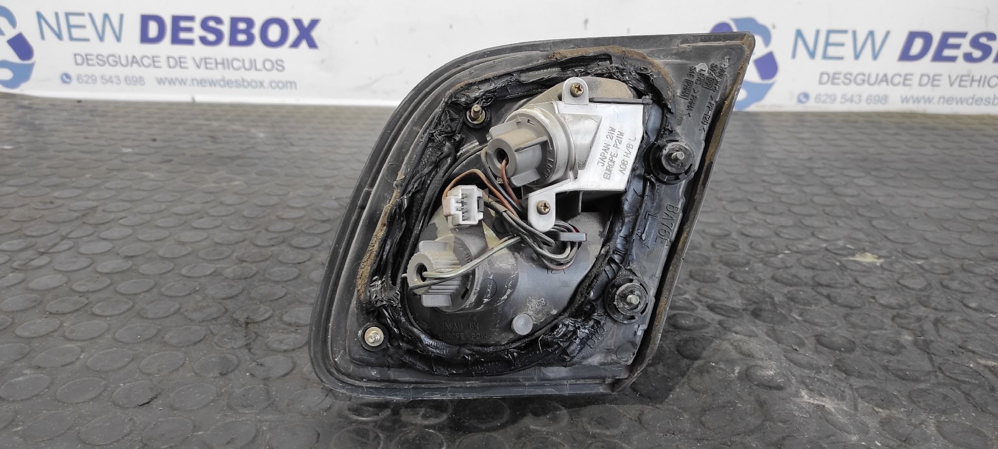 PILOTO PORTON IZQUIERDO NISSAN ALMERA (N15) - vista 2