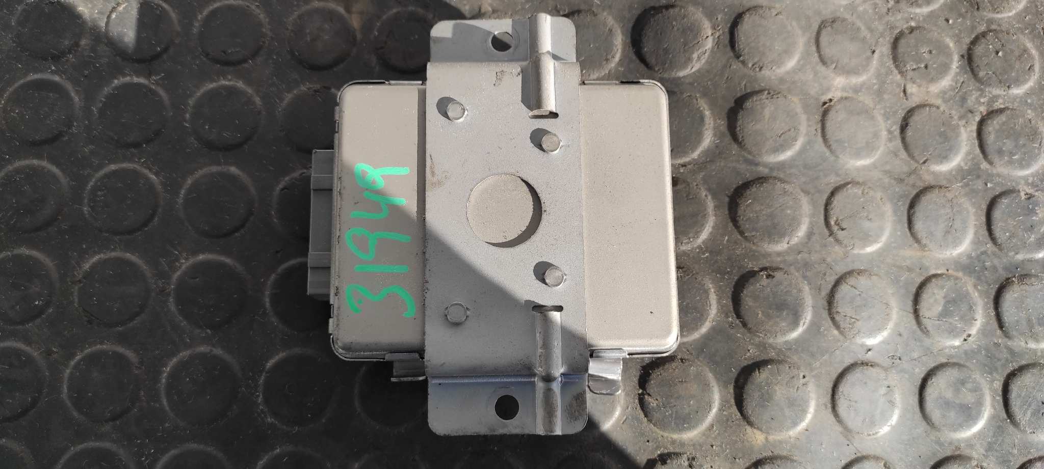 MODULO ELECTRONICO MITSUBISHI ECLIPSE (D20) - vista 2