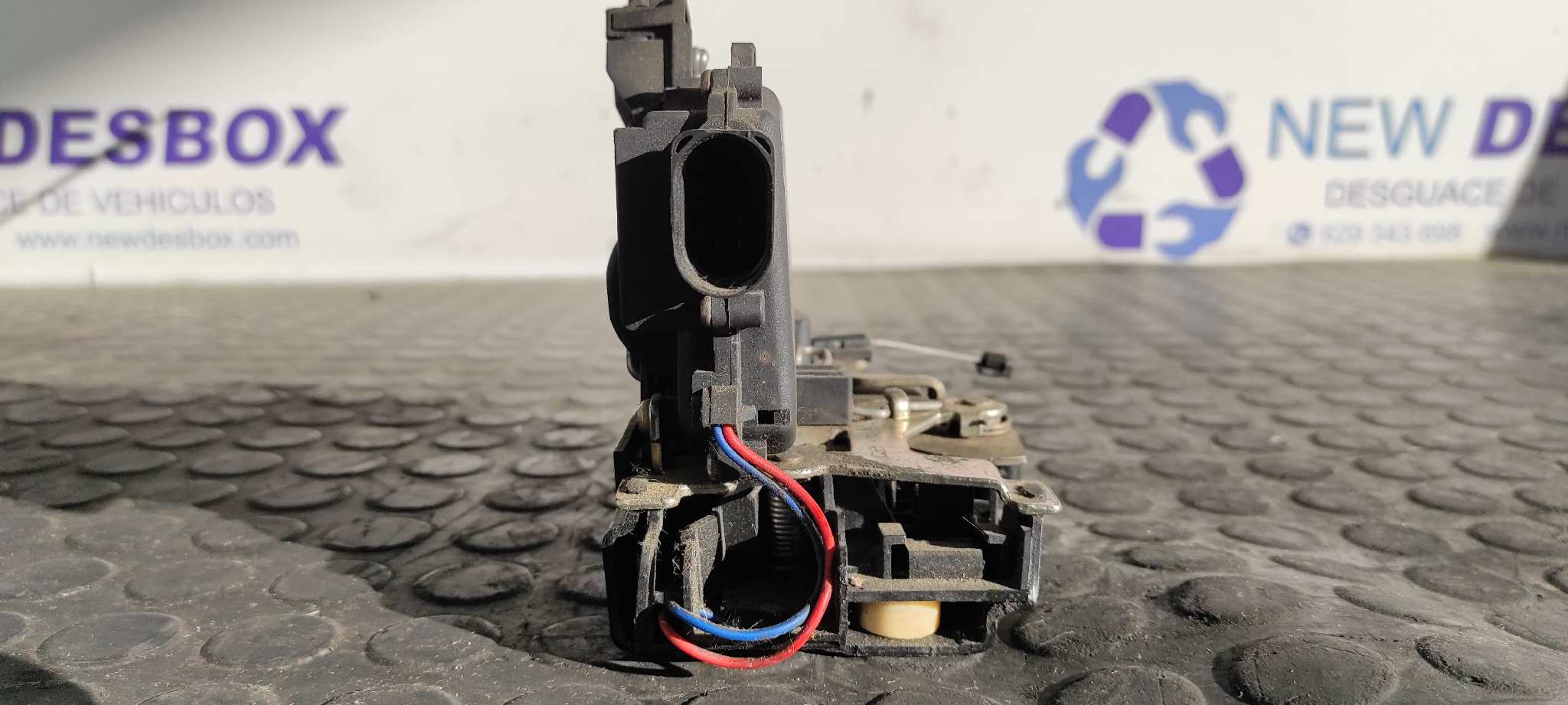 CERRADURA PUERTA DELANTERA IZQUIERDA VOLKSWAGEN GOLF IV VARIANT (1J5) - vista 5