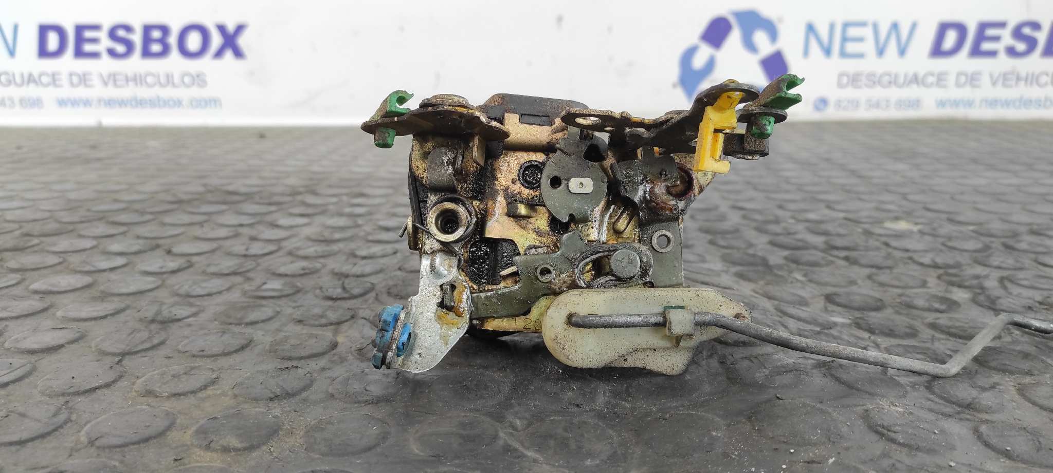 CERRADURA PUERTA DELANTERA DERECHA NISSAN 200 SX (S13)