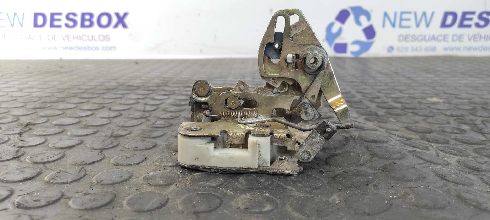 CERRADURA PUERTA TRASERA DERECHA LAND ROVER RANGE ROVER