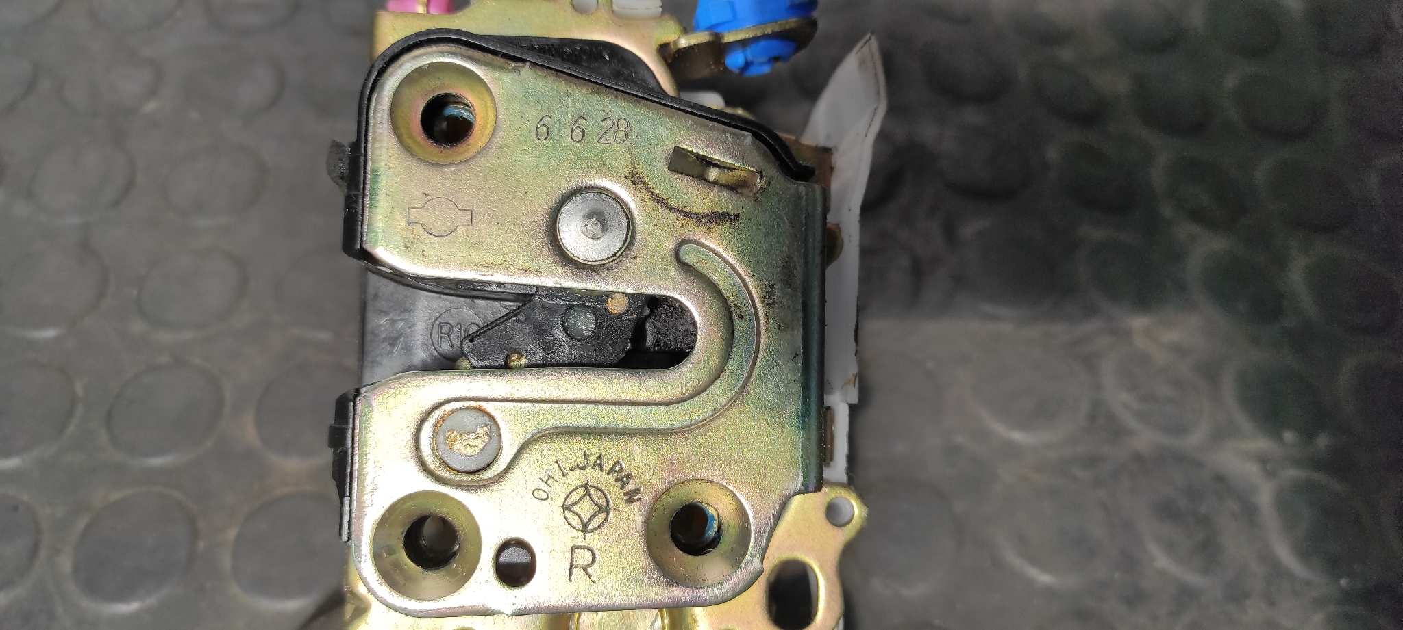 CERRADURA PUERTA DELANTERA DERECHA IVECO DAILY CAJA ABIERTA / VOLQUETE - vista 3