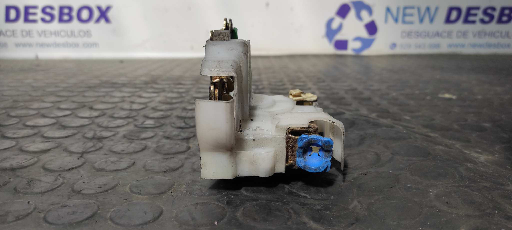 CERRADURA PUERTA DELANTERA DERECHA IVECO DAILY CAJA ABIERTA / VOLQUETE - vista 2