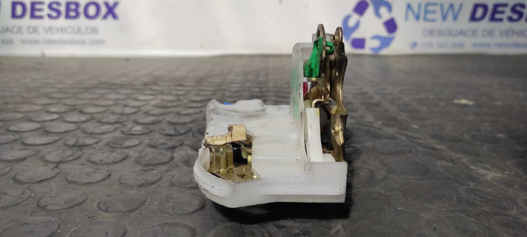 CERRADURA PUERTA DELANTERA DERECHA IVECO DAILY CAJA ABIERTA / VOLQUETE - vista 4