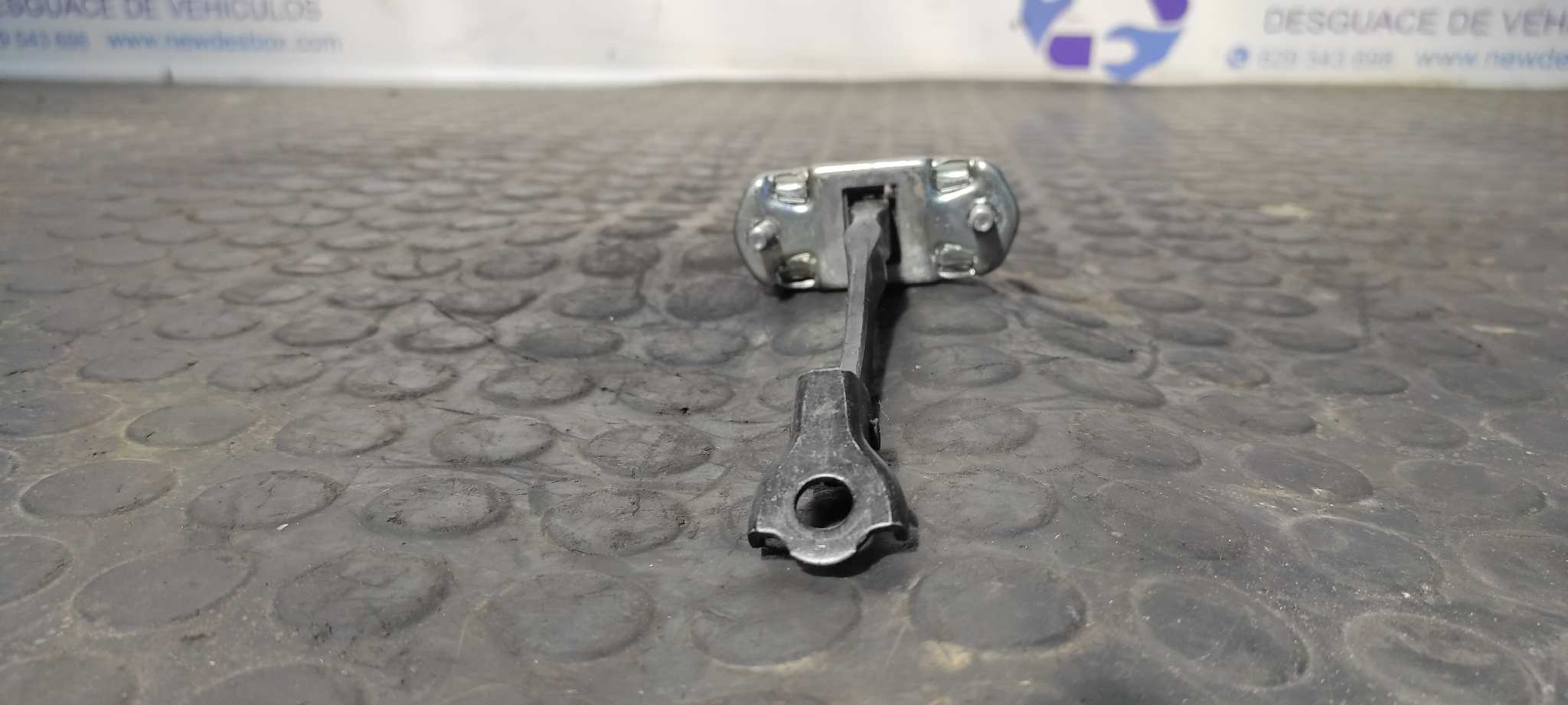 RETENEDOR PUERTA DERECHA RENAULT CLIO III