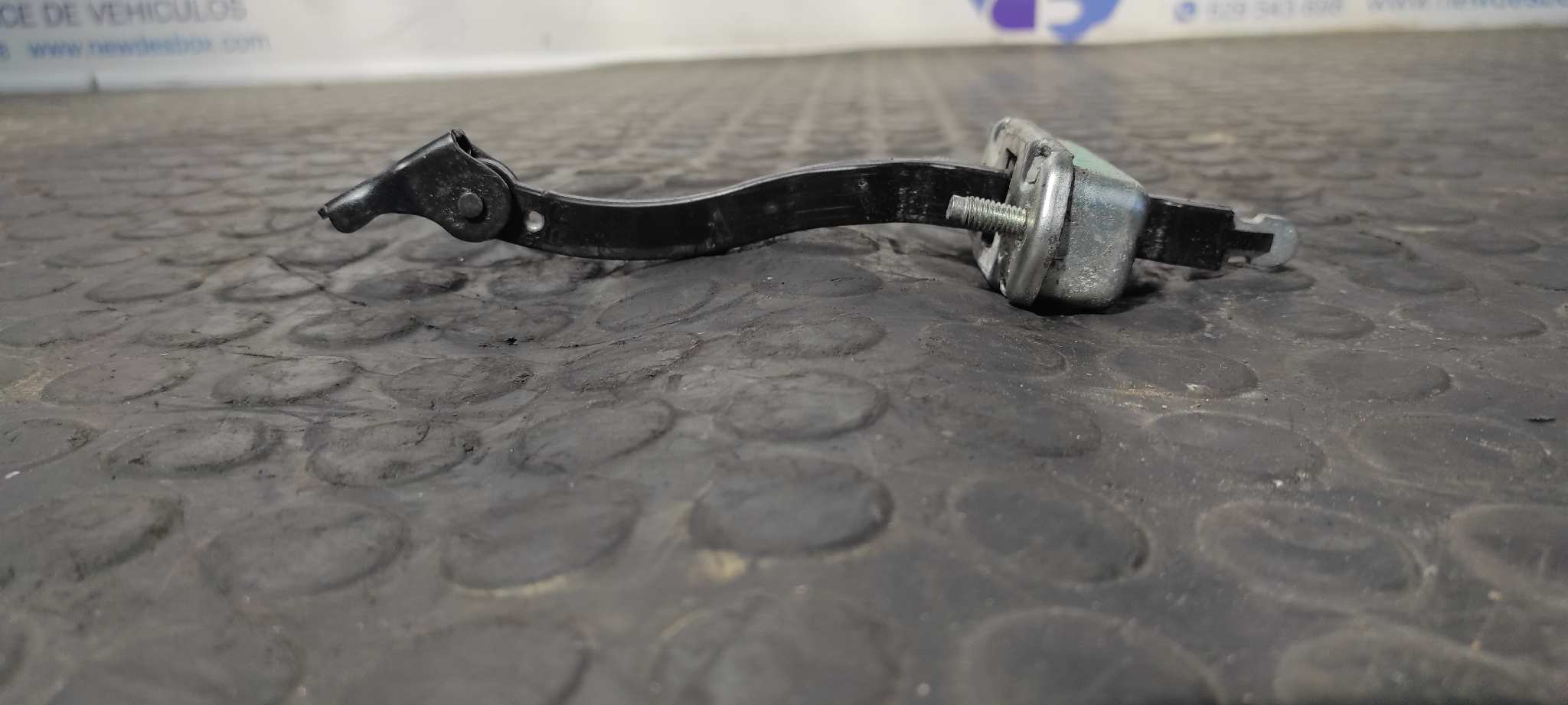 RETENEDOR PUERTA DERECHA RENAULT CLIO III - vista 3