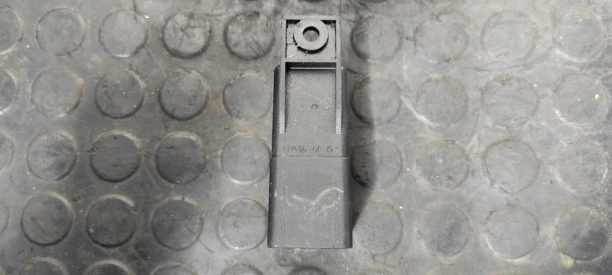 CAJA PRECALENTAMIENTO CHEVROLET EPICA - vista 4