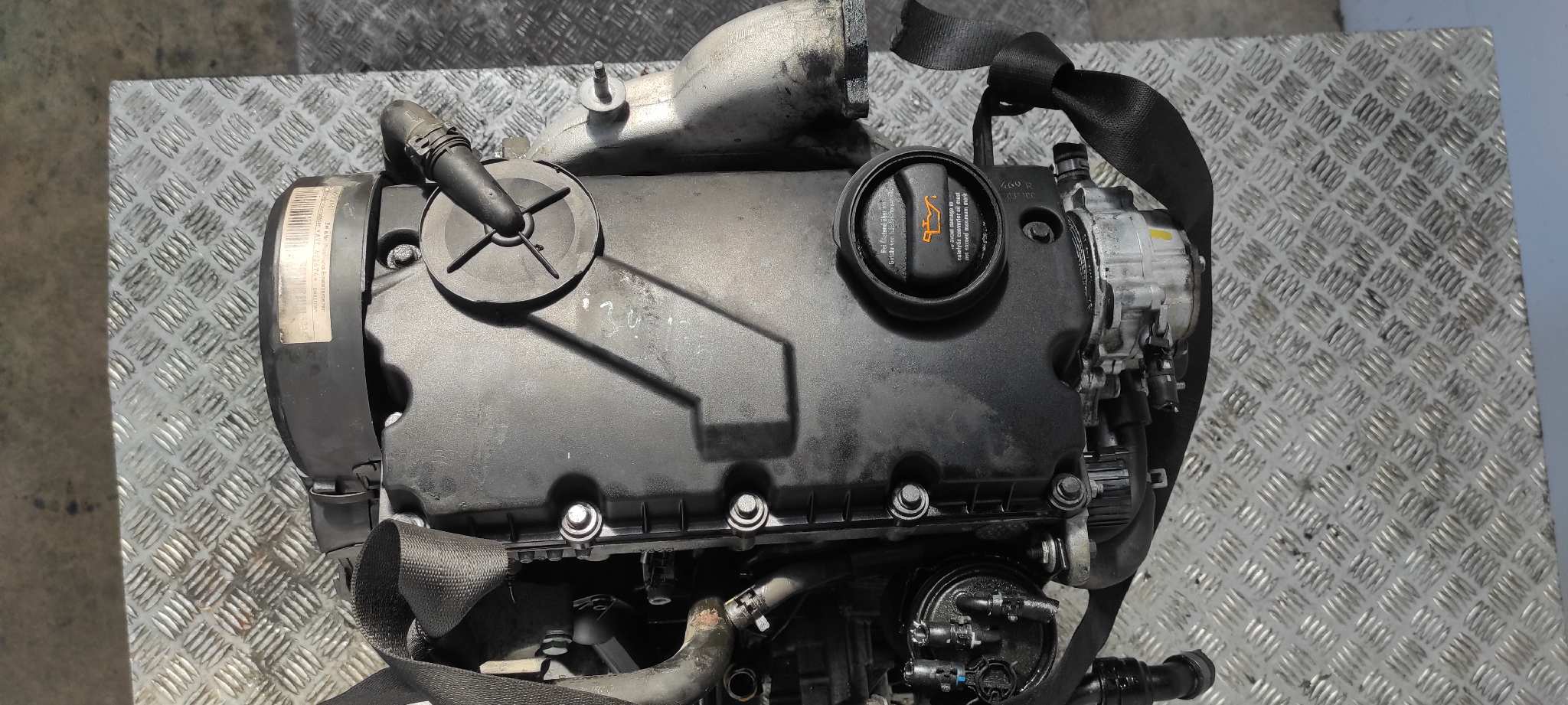 MOTOR AUDI A4 BERLINA (8E) - vista 3