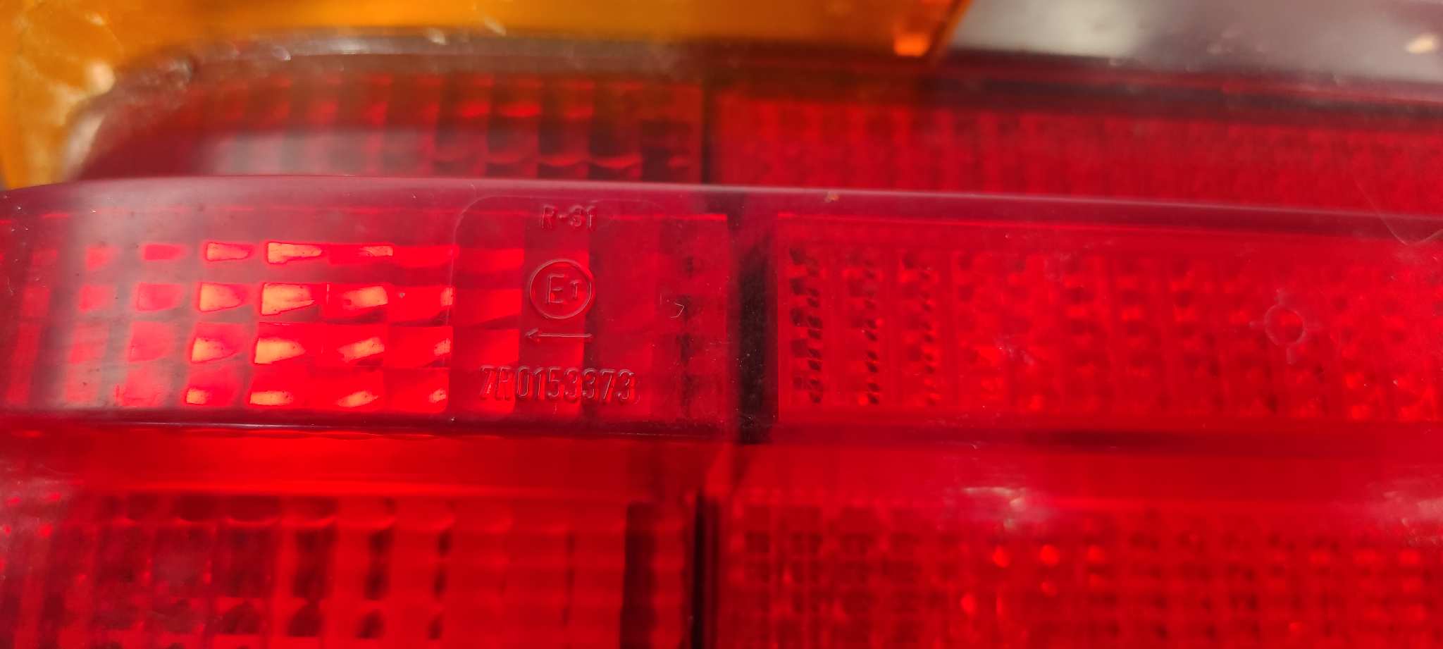 PILOTO TRASERO IZQUIERDO MERCEDES-BENZ CLASE E (W124) BERLINA - vista 9