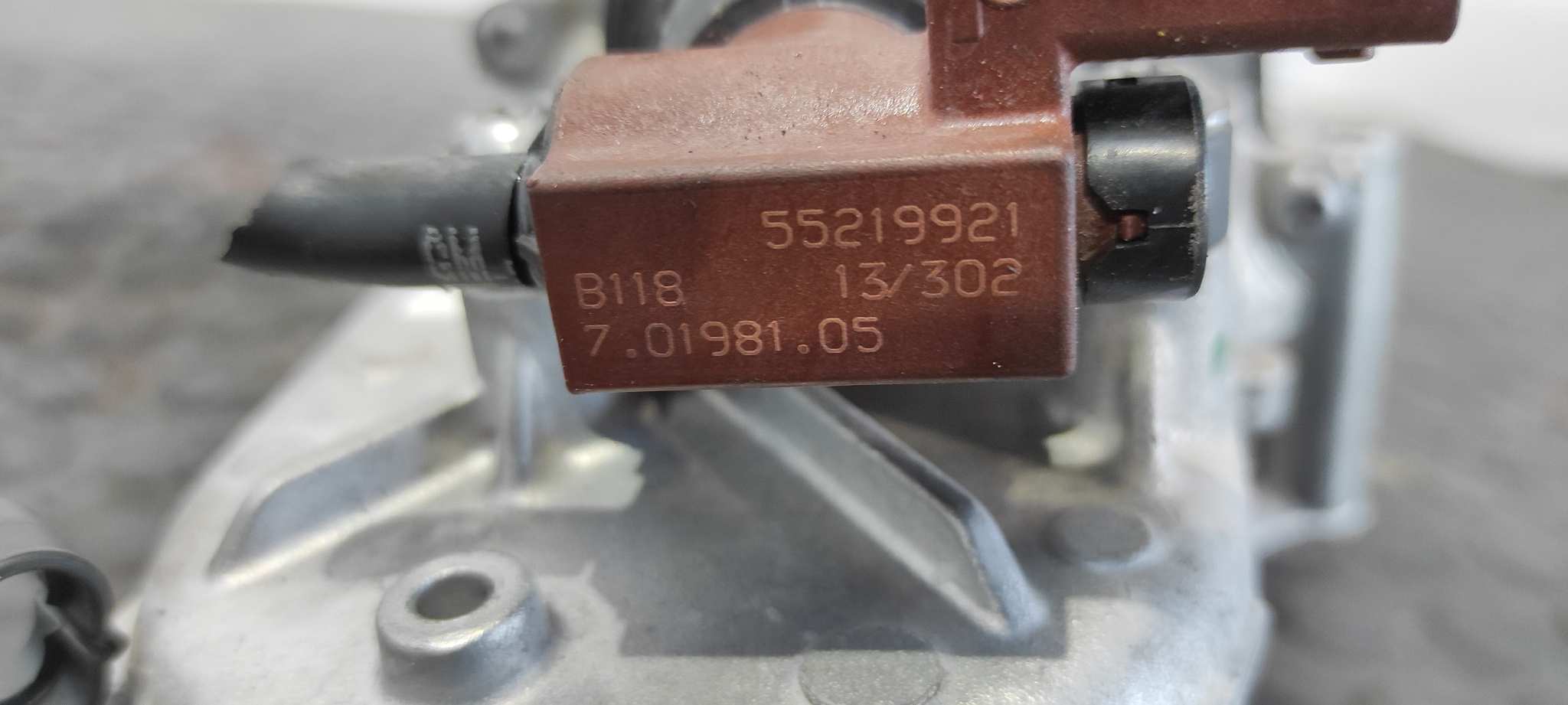 VALVULA EGR OPEL CORSA D - vista 6