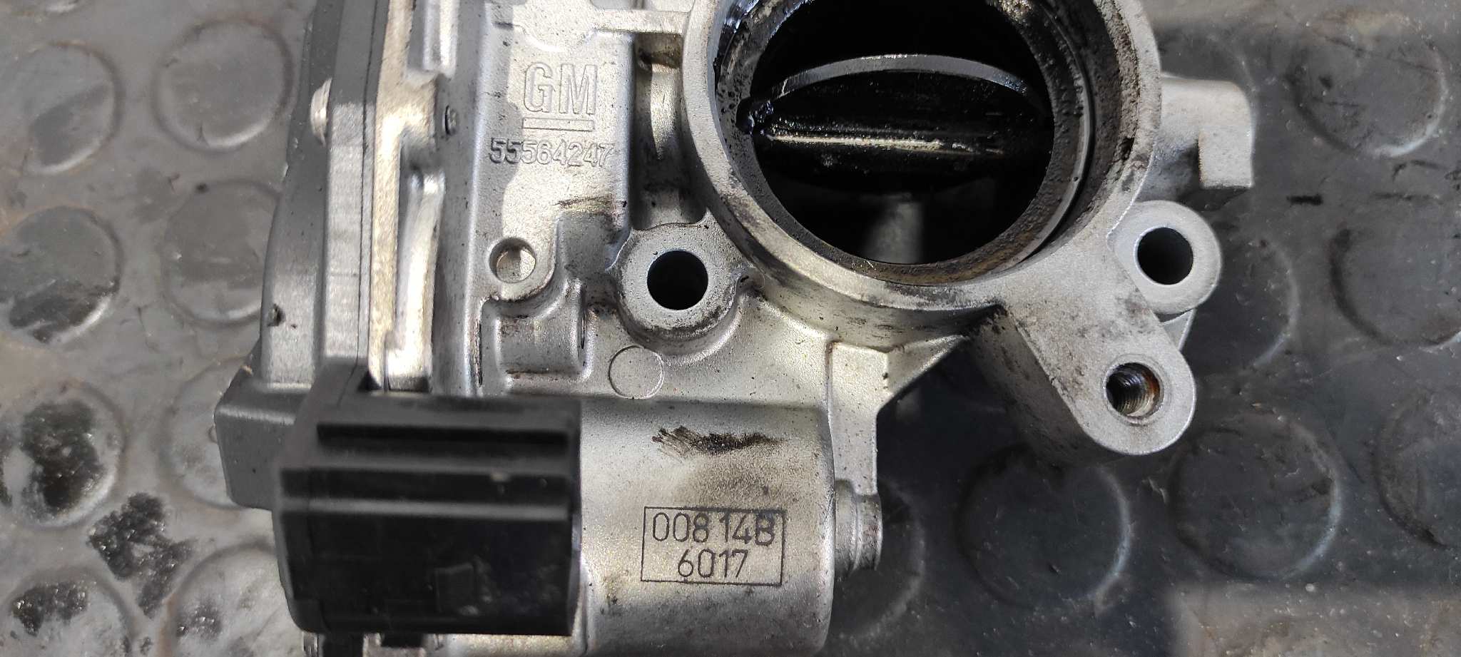 CAJA MARIPOSA OPEL CORSA D - vista 3