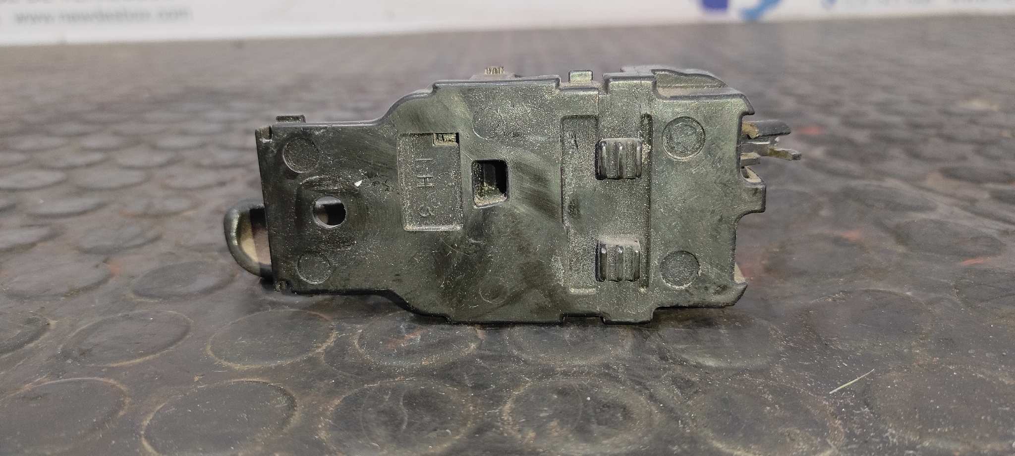 MANETA INTERIOR DELANTERA IZQUIERDA NISSAN 200 SX (S13) - vista 4