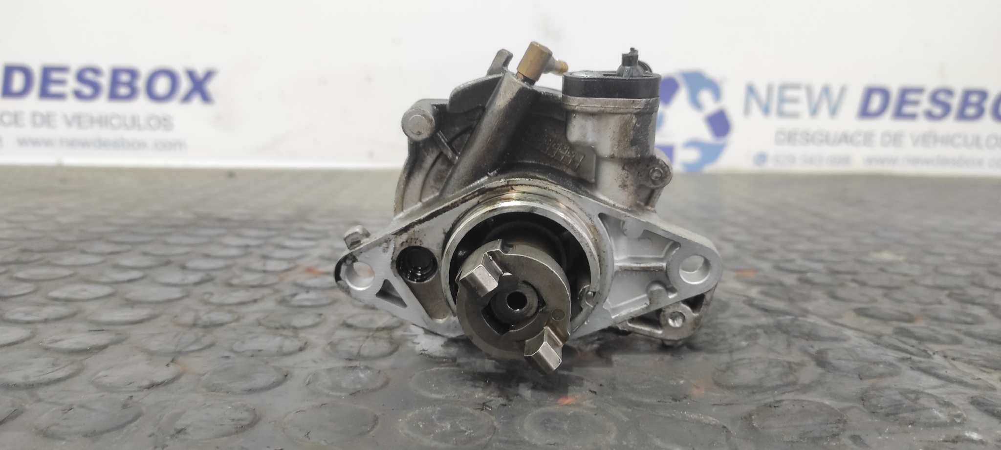 DEPRESOR FRENO / BOMBA VACIO OPEL CORSA D - vista 2