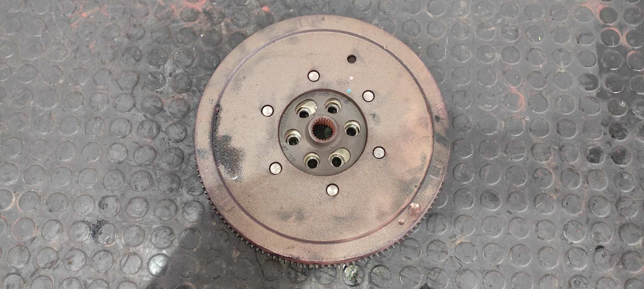 VOLANTE MOTOR AUDI A4 BERLINA (8E)