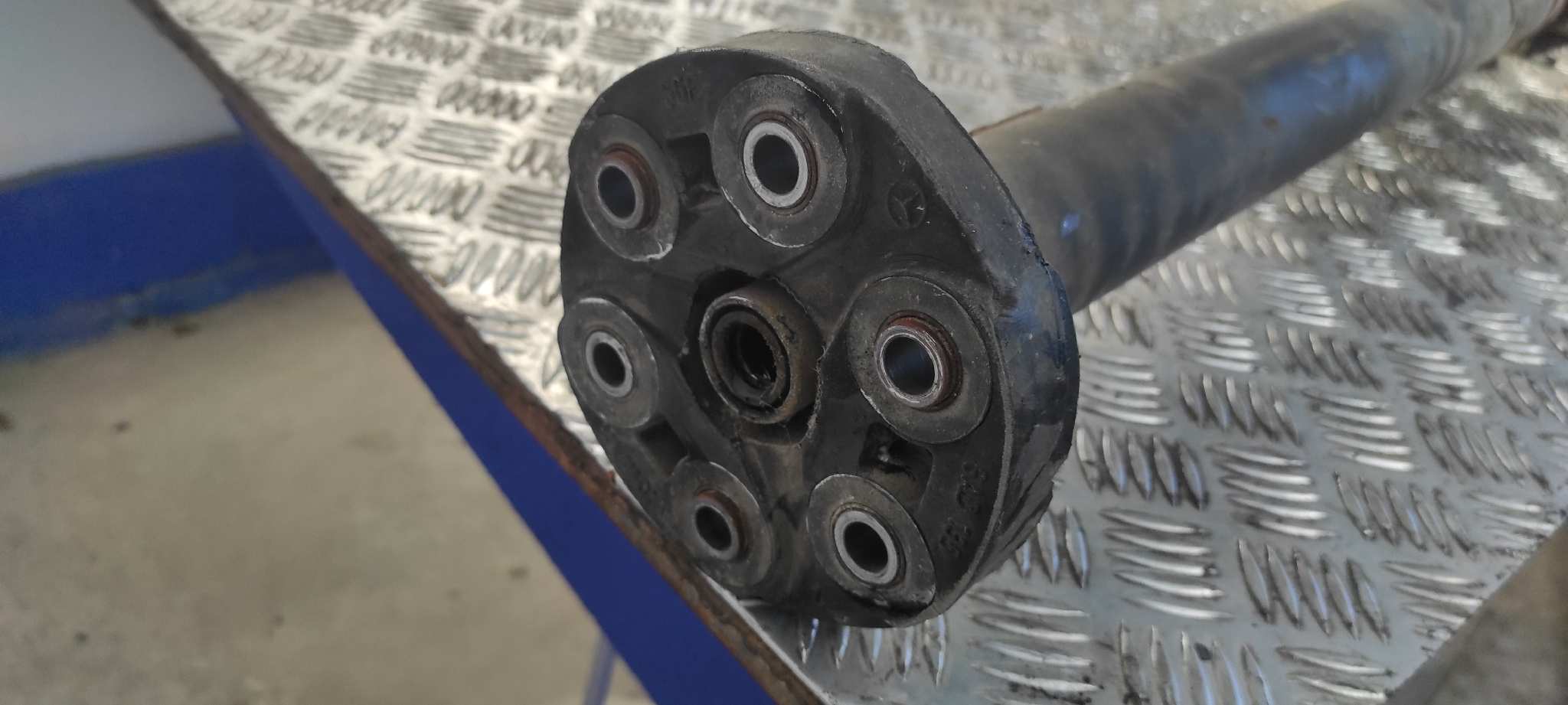 TRANSMISION CENTRAL MERCEDES-BENZ CLASE E (W124) BERLINA - vista 3