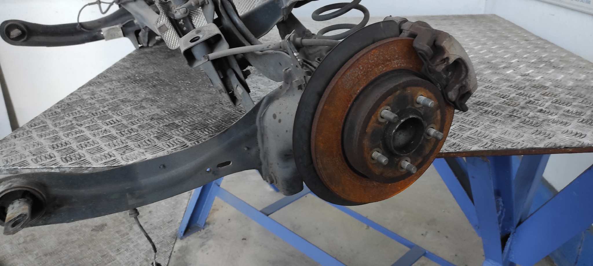 PUENTE TRASERO FORD FOCUS LIM. (CB4) - vista 9