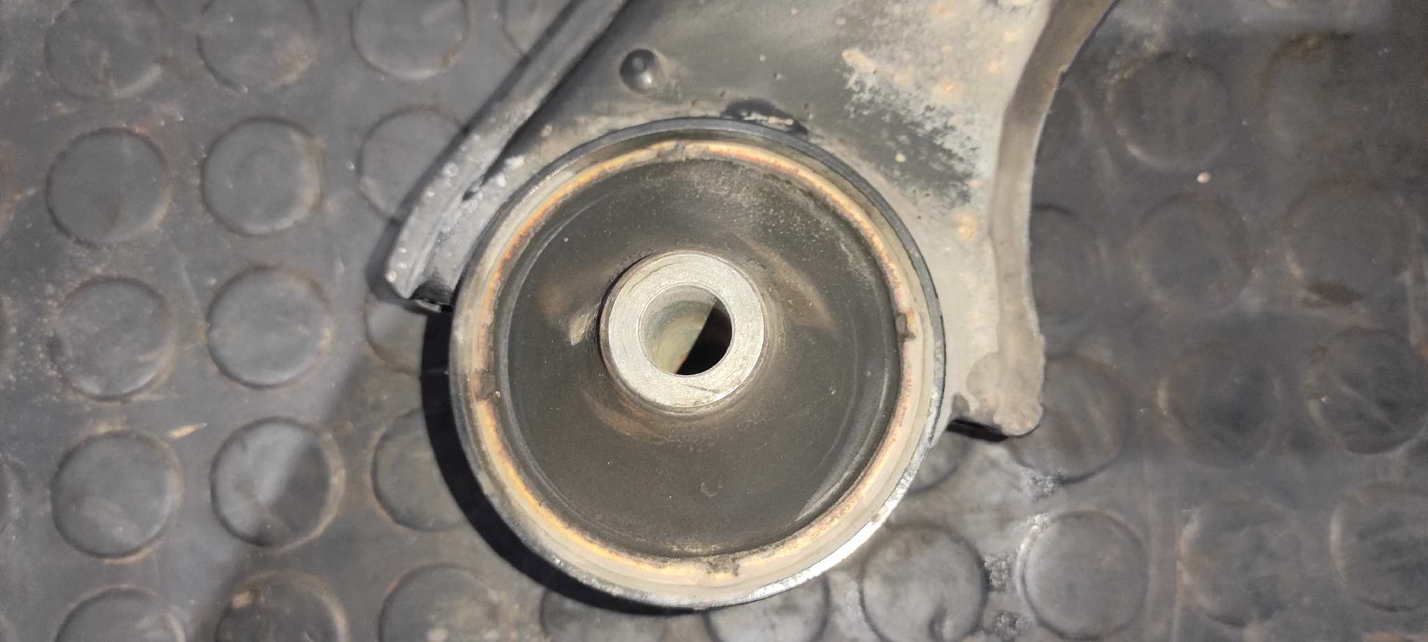 BRAZO IZQUIERDO INFERIOR DELANTERO OPEL CORSA D - vista 3