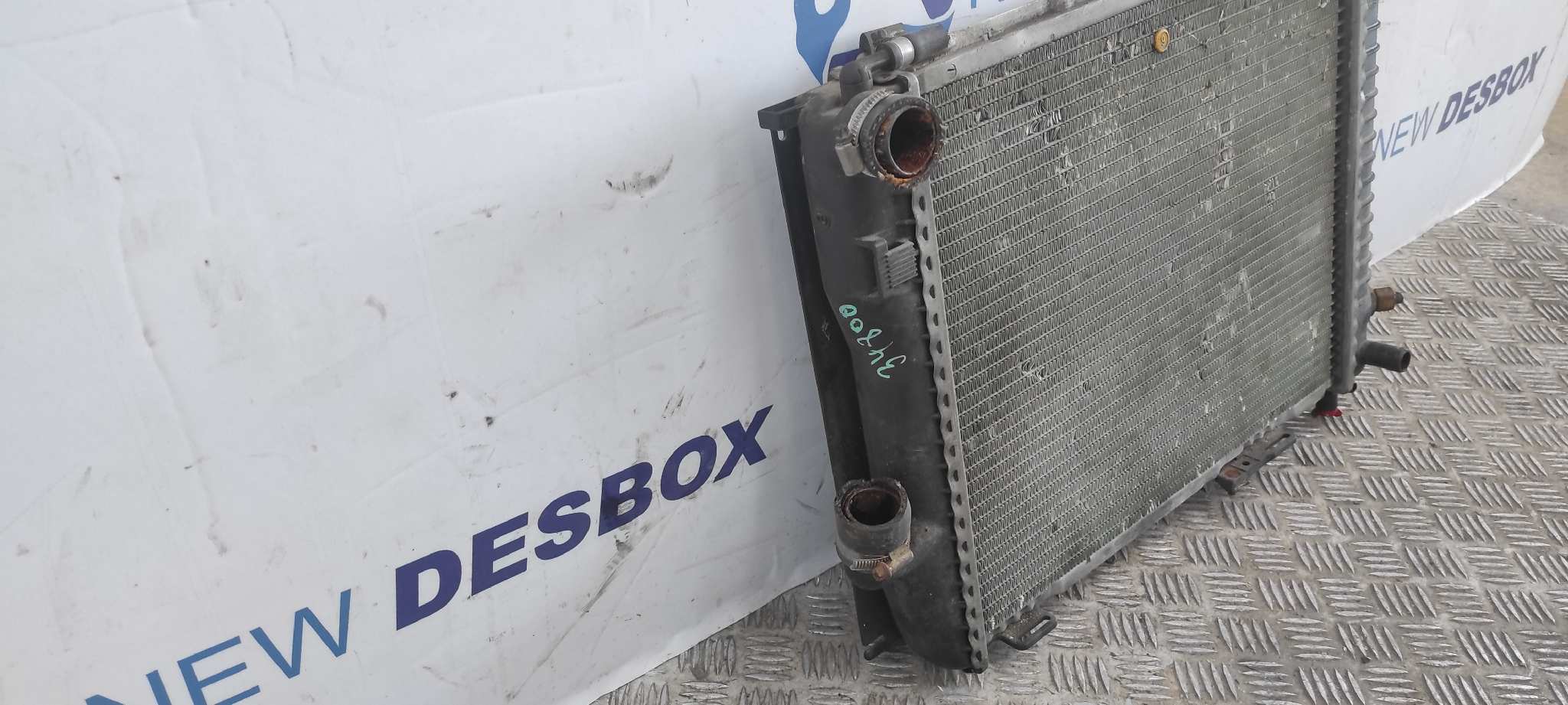 RADIADOR AGUA MERCEDES-BENZ CLASE E (W124) BERLINA - vista 4