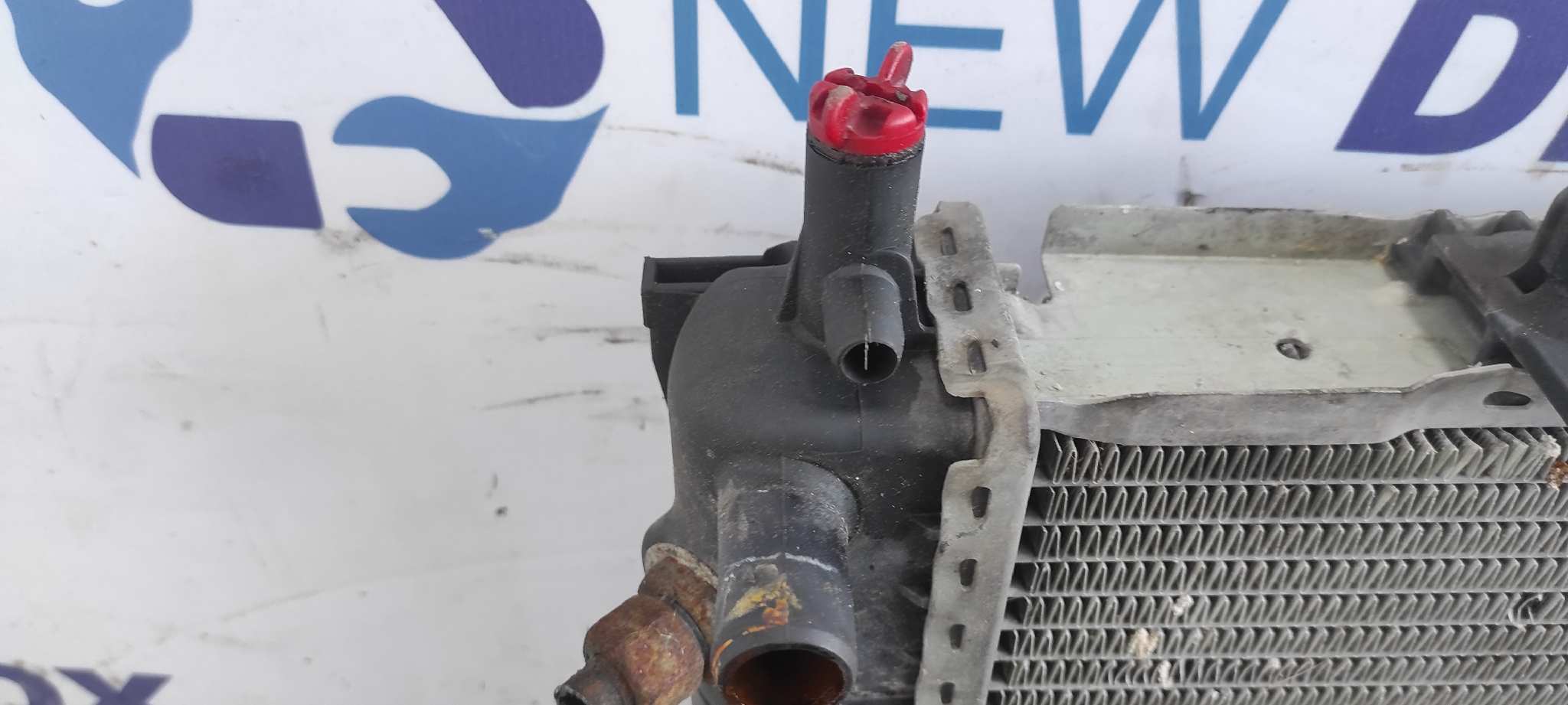 RADIADOR AGUA MERCEDES-BENZ CLASE E (W124) BERLINA - vista 5