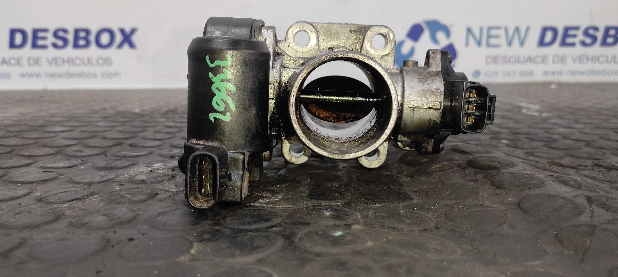 CAJA MARIPOSA TOYOTA COROLLA (E12) - vista 2