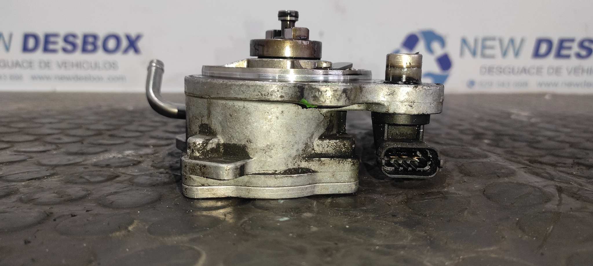 DEPRESOR FRENO / BOMBA VACIO TOYOTA COROLLA (E12) - vista 4