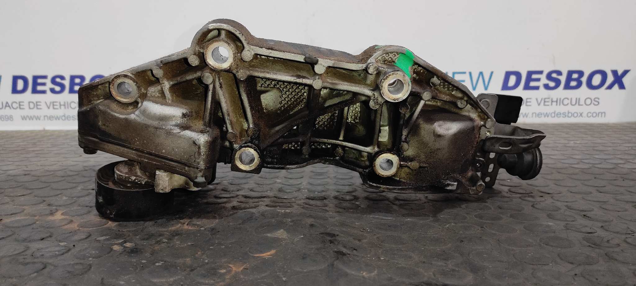 SOPORTE ALTERNADOR NISSAN QASHQAI (J10) - vista 4