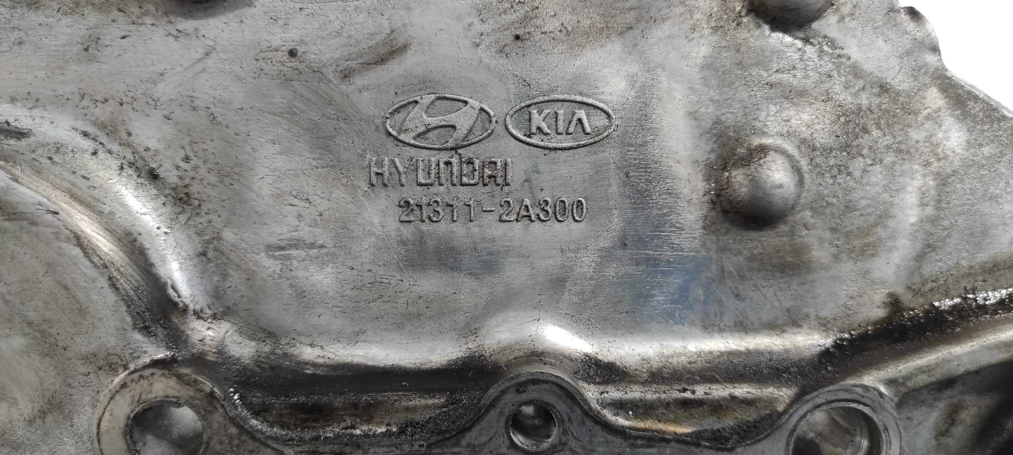 TAPA DISTRIBUCION HYUNDAI I30 - vista 3