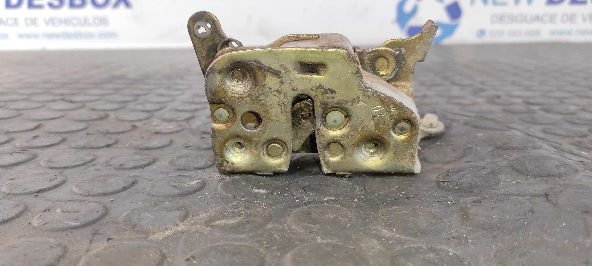 CERRADURA PUERTA DELANTERA DERECHA NISSAN PATROL (K/W160) - vista 5