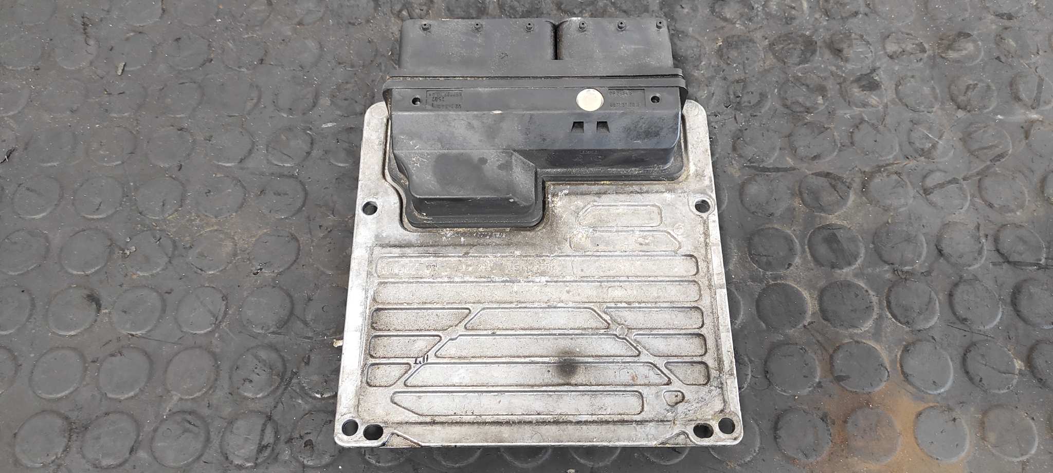 CENTRALITA MOTOR UCE MERCEDES-BENZ CLASE C (W203) SPORTCOUPE - vista 4