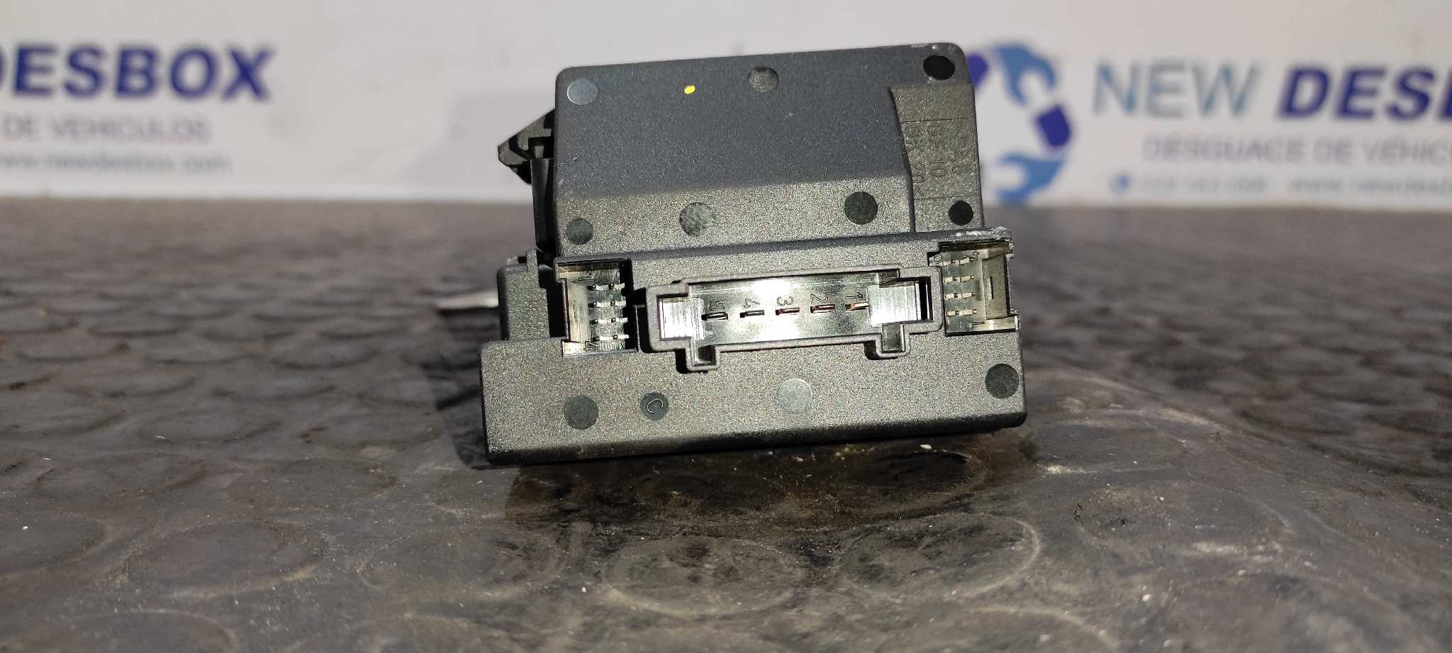 CONMUTADOR DE ARRANQUE MERCEDES-BENZ CLASE C (W203) SPORTCOUPE - vista 4