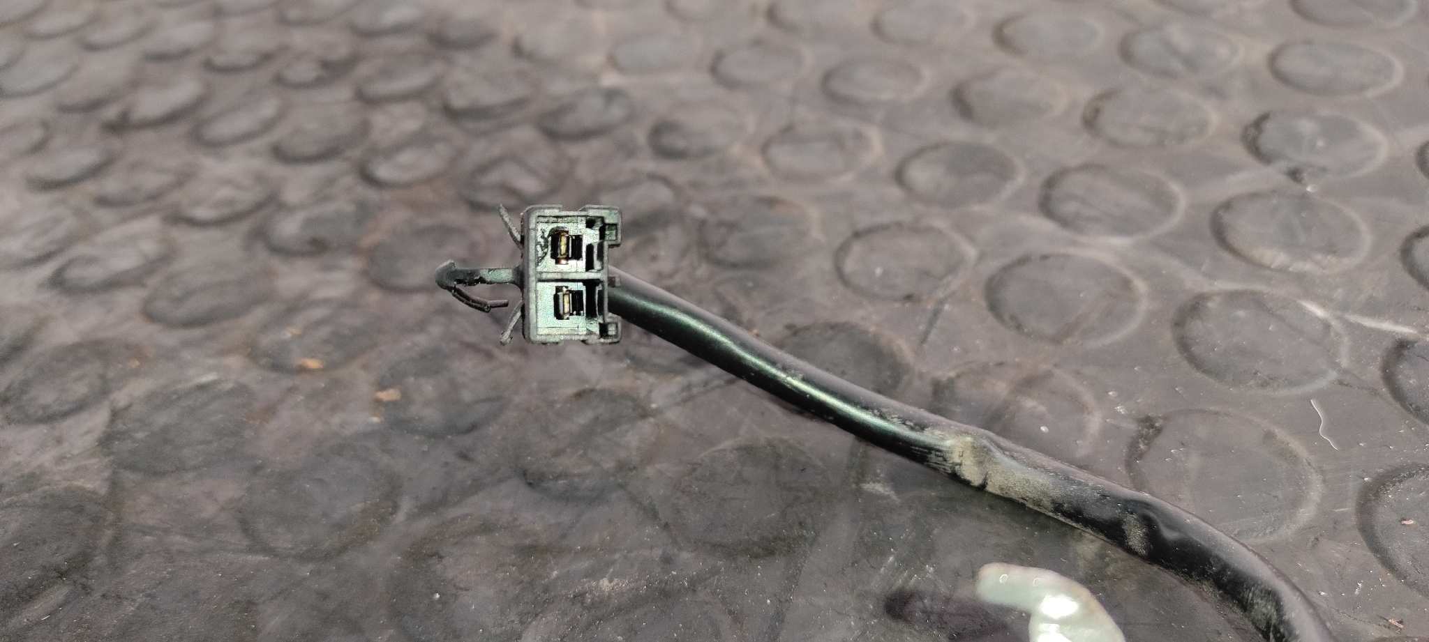 ELEVALUNAS TRASERO DERECHO NISSAN PICK-UP (D22) - vista 5