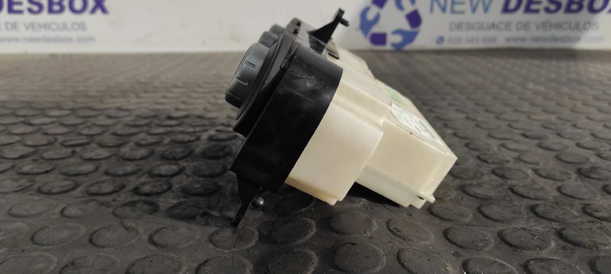 MANDO CLIMATIZADOR NISSAN QASHQAI (J10) - vista 2