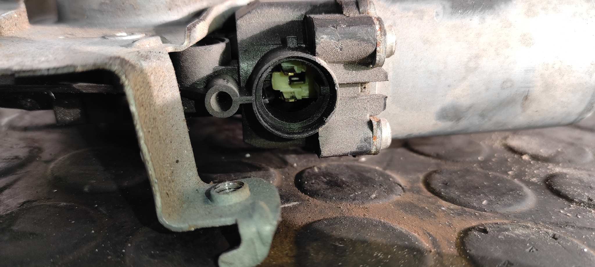 ELEVALUNAS TRASERO DERECHO NISSAN QASHQAI (J10) - vista 2