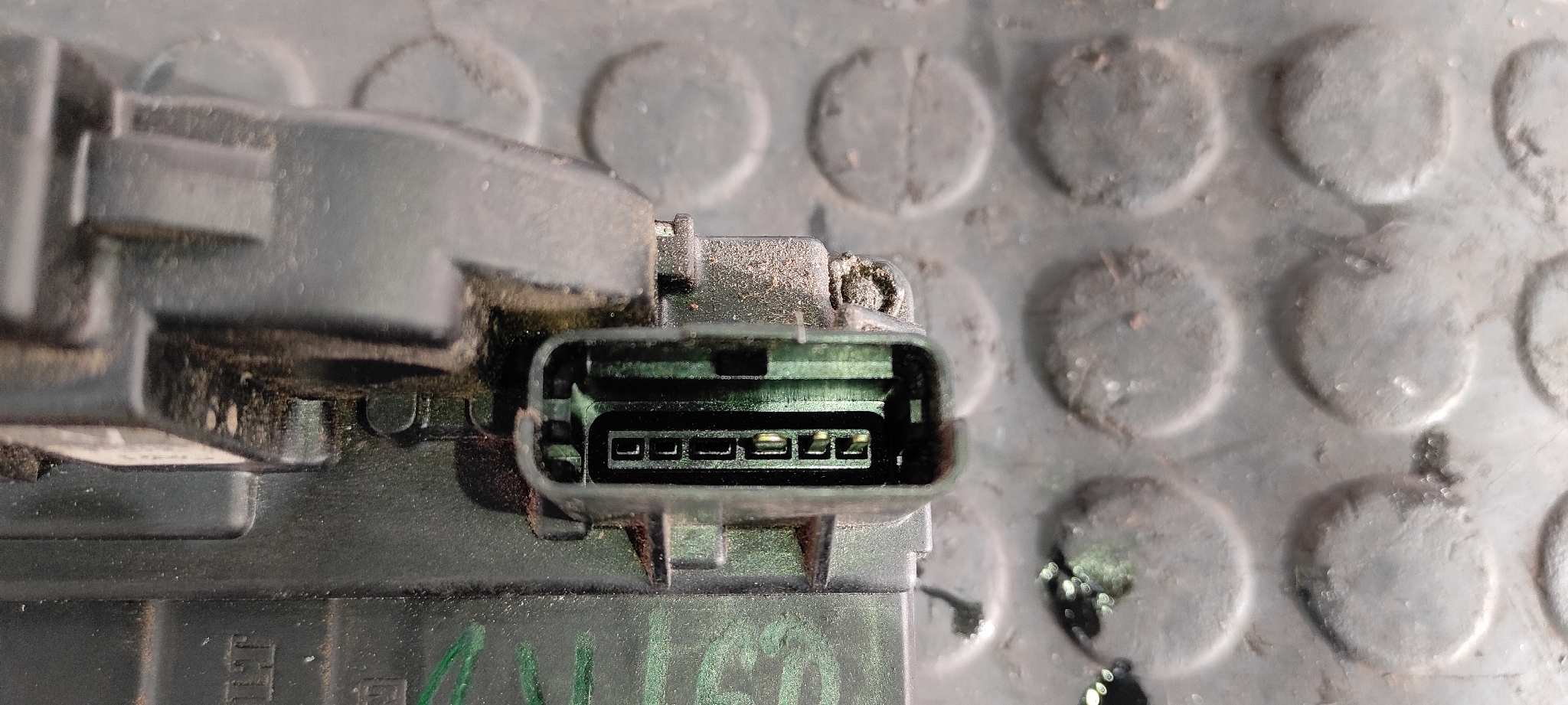 CERRADURA PUERTA TRASERA DERECHA NISSAN QASHQAI (J10) - vista 2