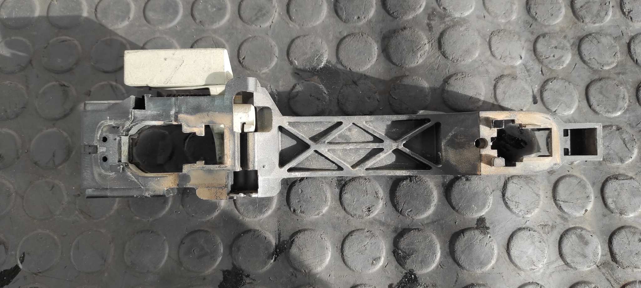 MANETA TRASERA DERECHA NISSAN QASHQAI (J10) - vista 2