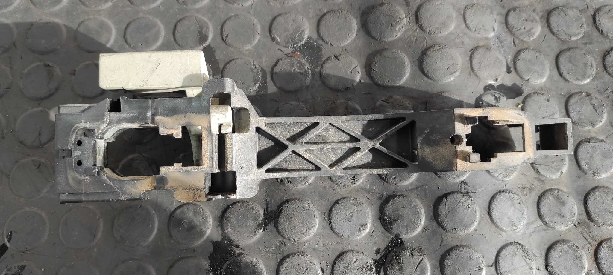 MANETA TRASERA DERECHA NISSAN QASHQAI (J10) - vista 4