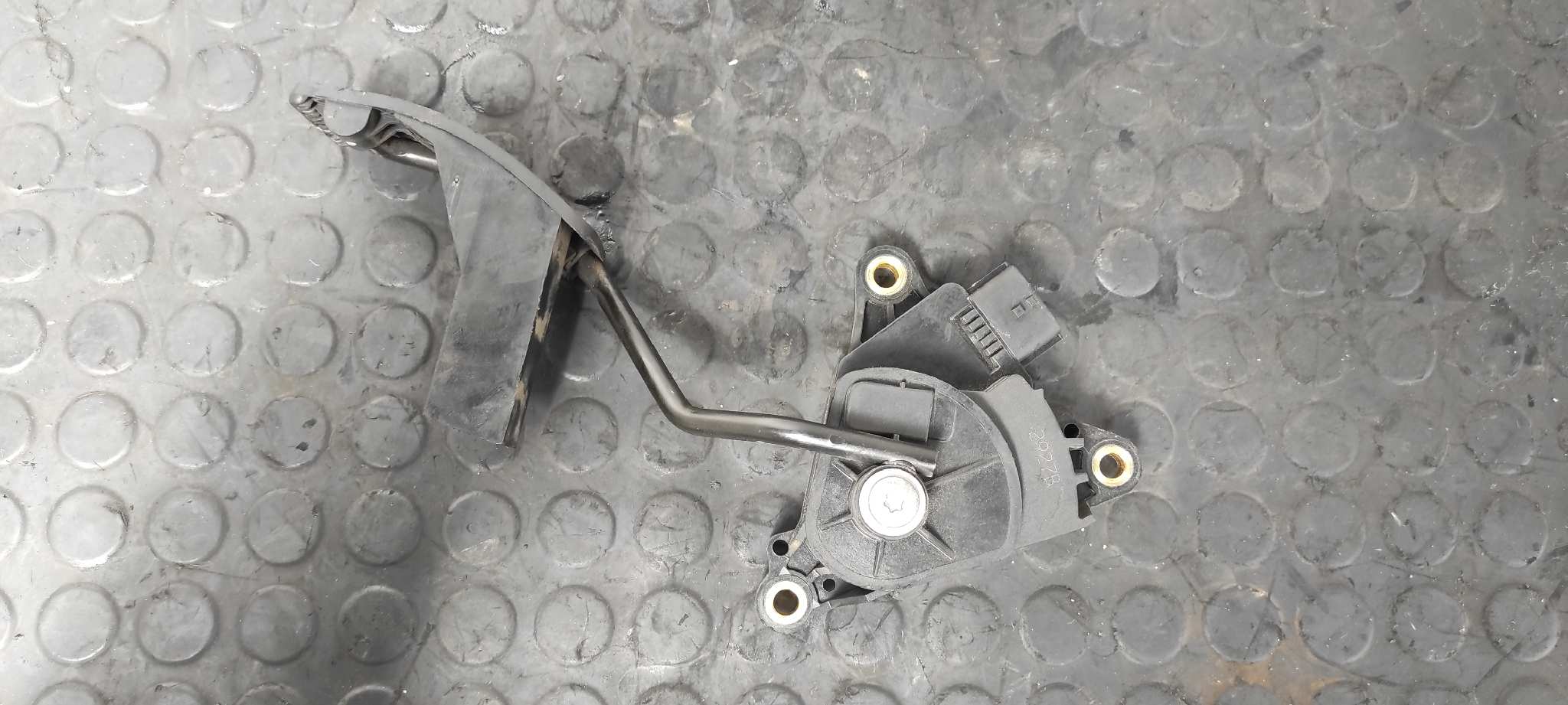 POTENCIOMETRO PEDAL NISSAN QASHQAI (J10)