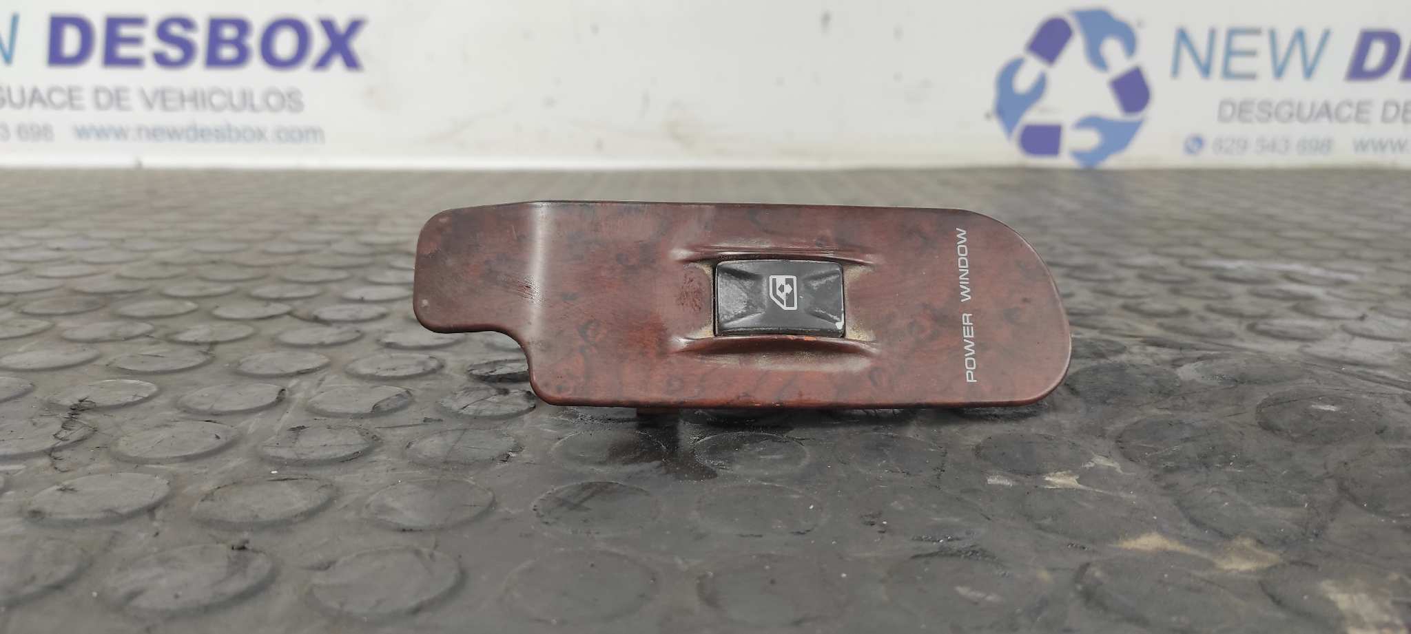 MANDO ELEVALUNAS TRASERO DERECHO SSANGYONG MUSSO