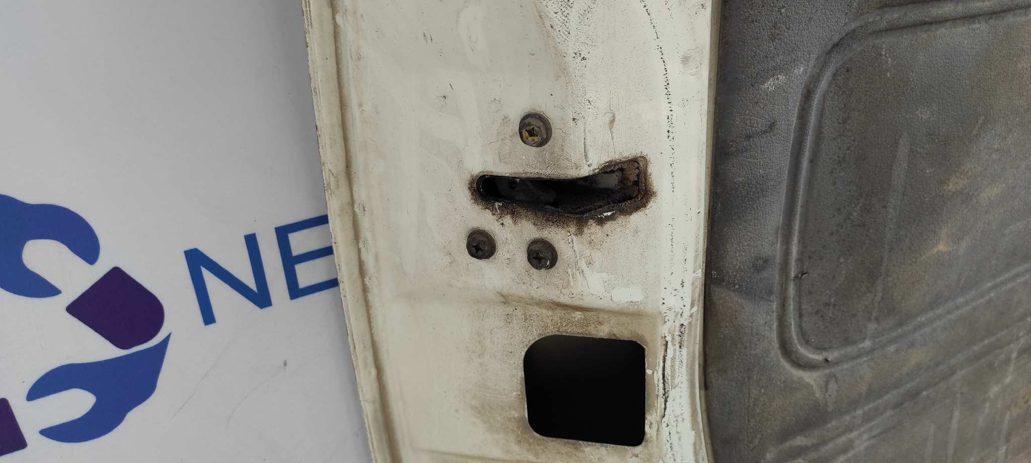 PUERTA LATERAL CORREDERA IZQUIERDA NISSAN VANETTE CARGO - vista 6