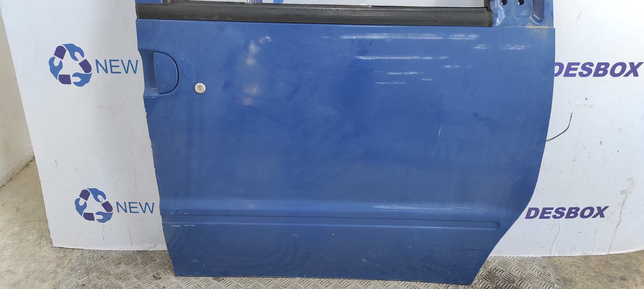 PUERTA DELANTERA DERECHA NISSAN SERENA (C23M) - vista 4