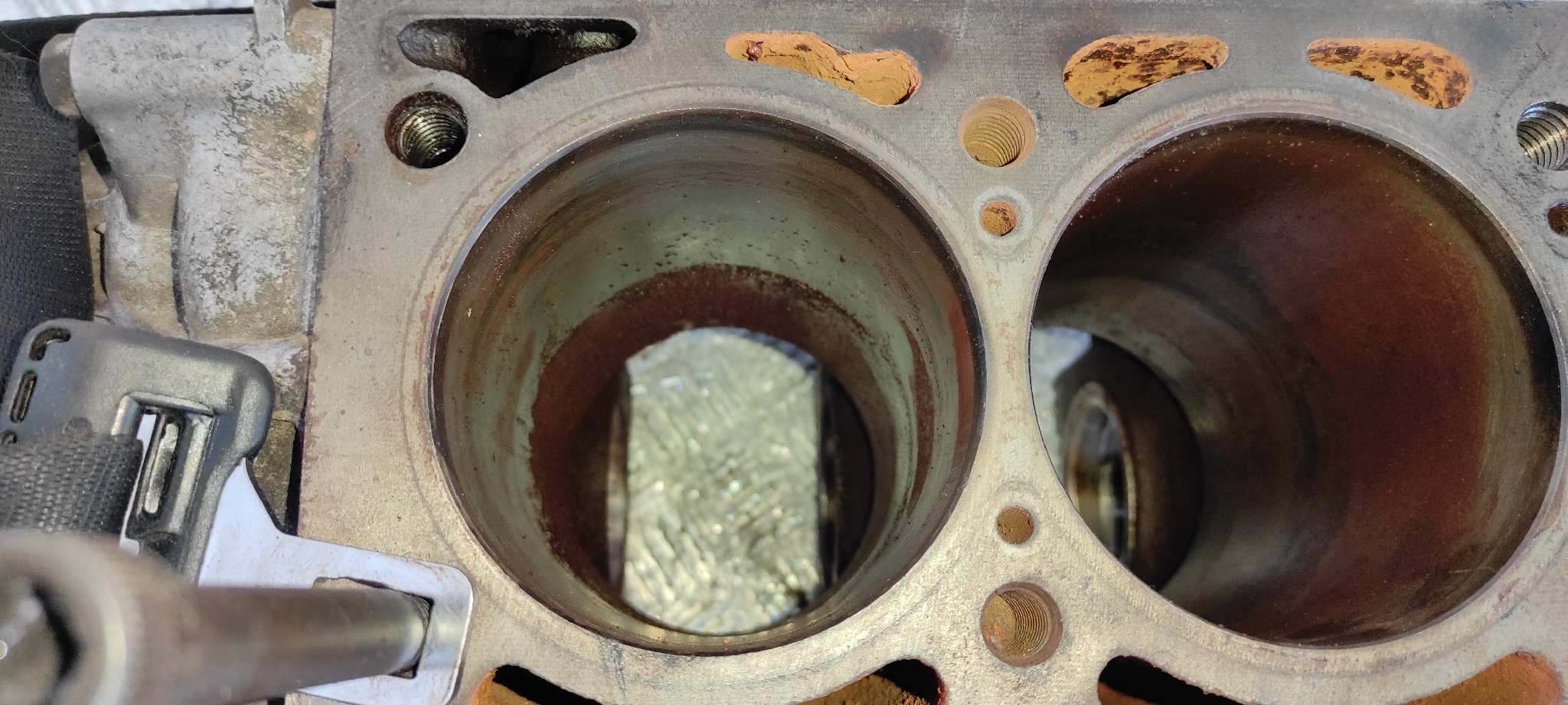 BLOQUE PORSCHE 924 2.0 - vista 10