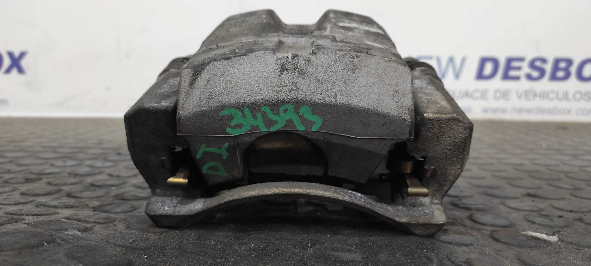 PINZA DE FRENO DELANTERA IZQUIERDA TOYOTA PRIUS (NHW30) - vista 5