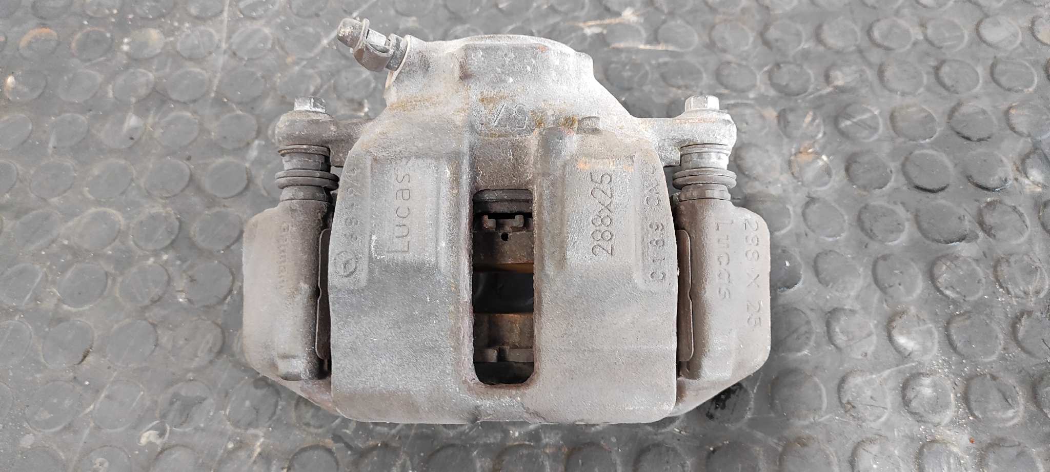 PINZA DE FRENO DELANTERA IZQUIERDA MERCEDES-BENZ CLASE C (W203) SPORTCOUPE