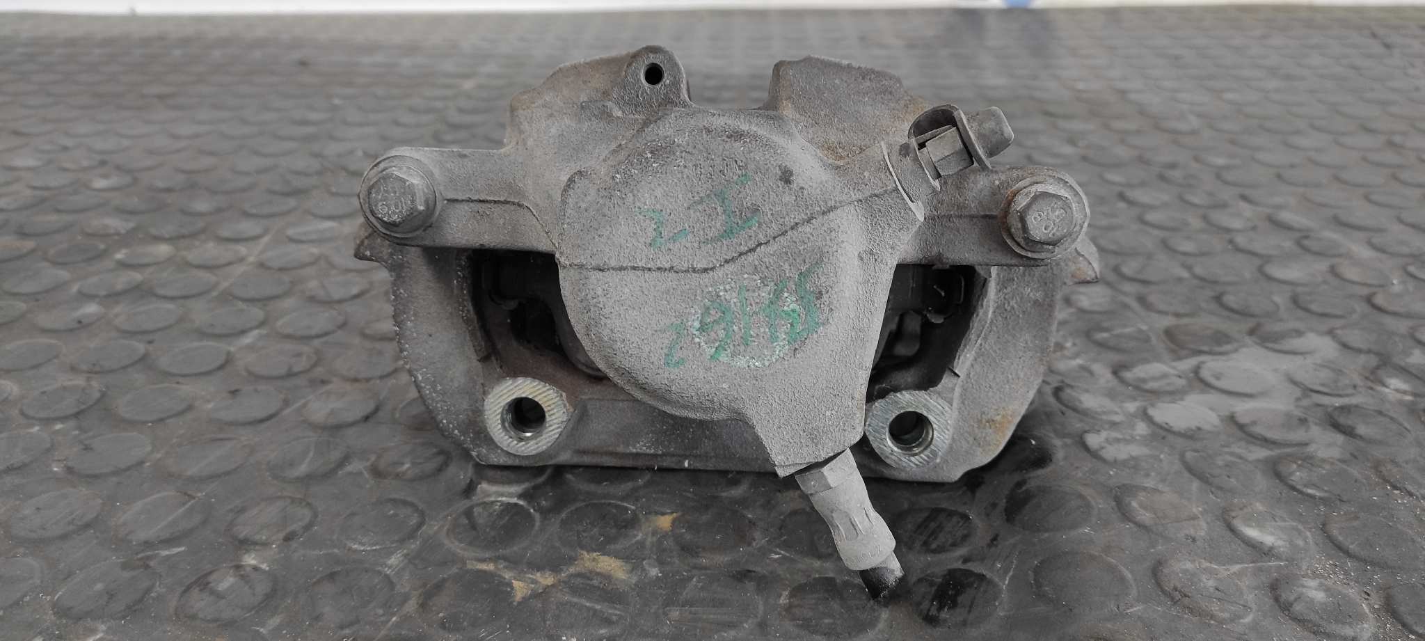 PINZA DE FRENO DELANTERA IZQUIERDA MERCEDES-BENZ CLASE C (W203) SPORTCOUPE - vista 4