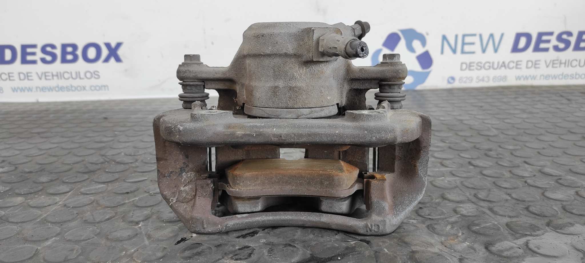 PINZA DE FRENO DELANTERA IZQUIERDA MERCEDES-BENZ CLASE C (W203) SPORTCOUPE - vista 6