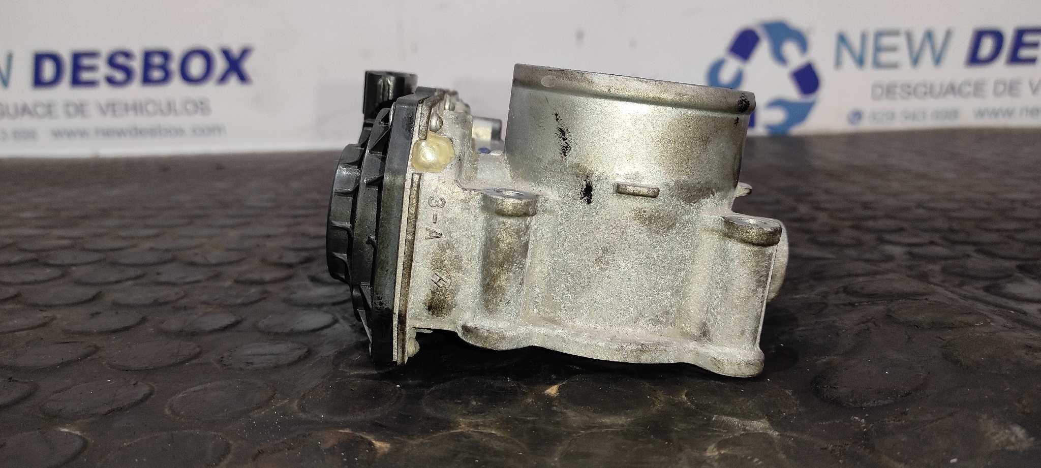 CAJA MARIPOSA TOYOTA PRIUS (NHW30) - vista 5