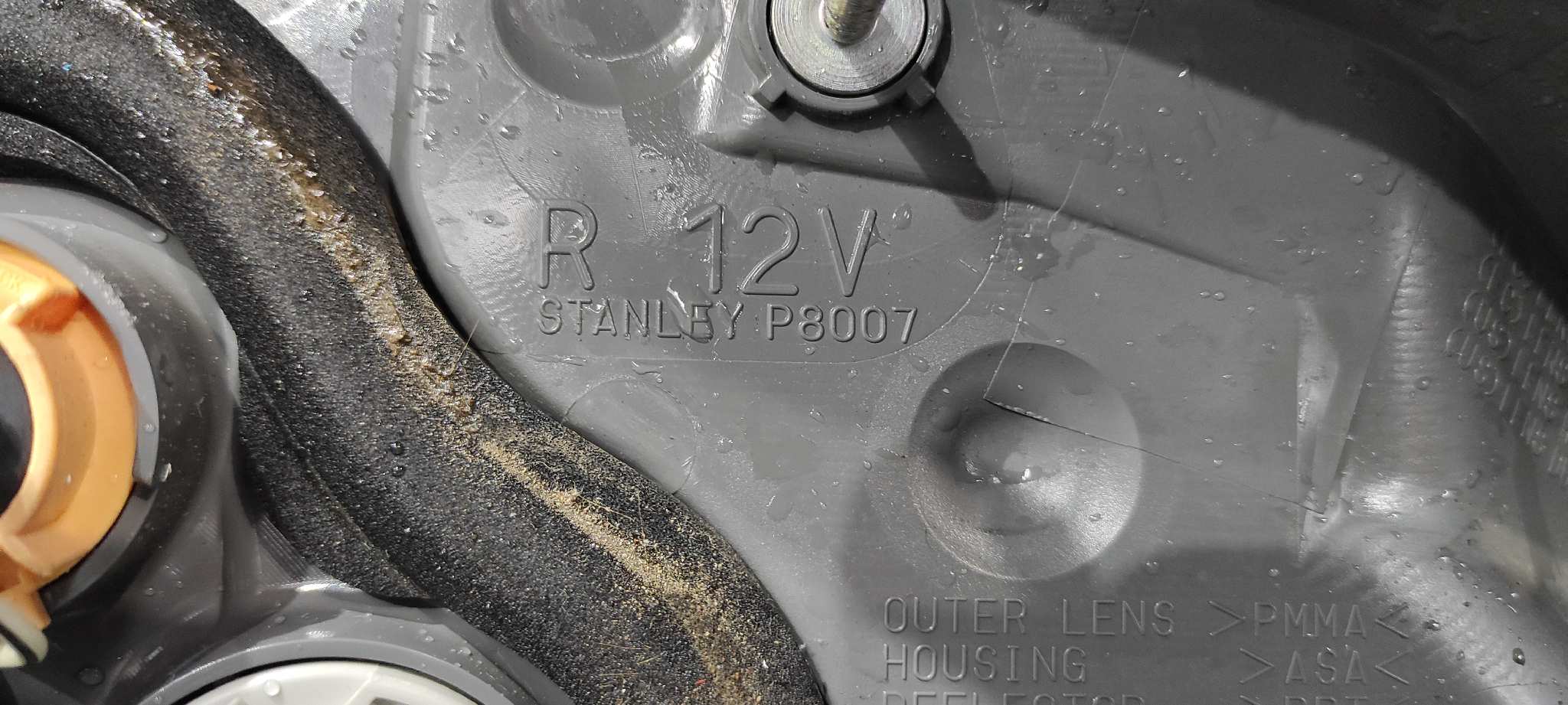 PILOTO TRASERO DERECHO TOYOTA PRIUS (NHW30) - vista 7