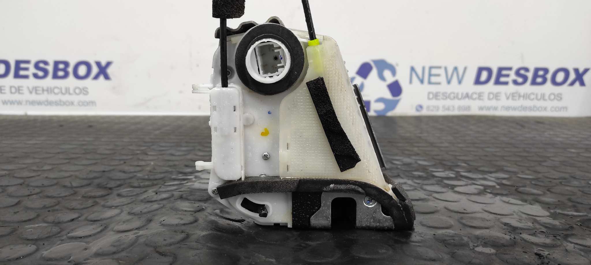 CERRADURA PUERTA TRASERA DERECHA TOYOTA PRIUS (NHW30) - vista 6