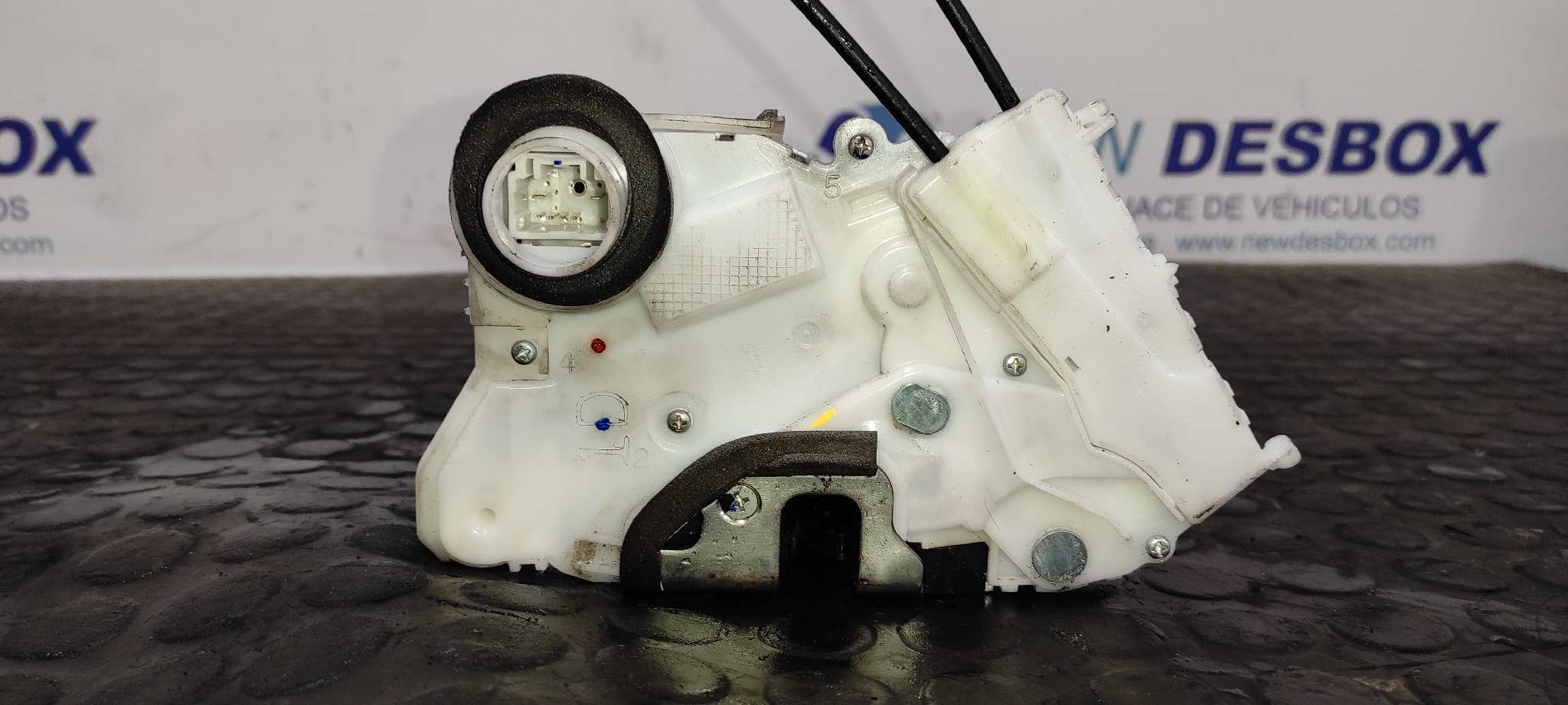 CERRADURA PUERTA DELANTERA IZQUIERDA TOYOTA PRIUS (NHW30) - vista 5